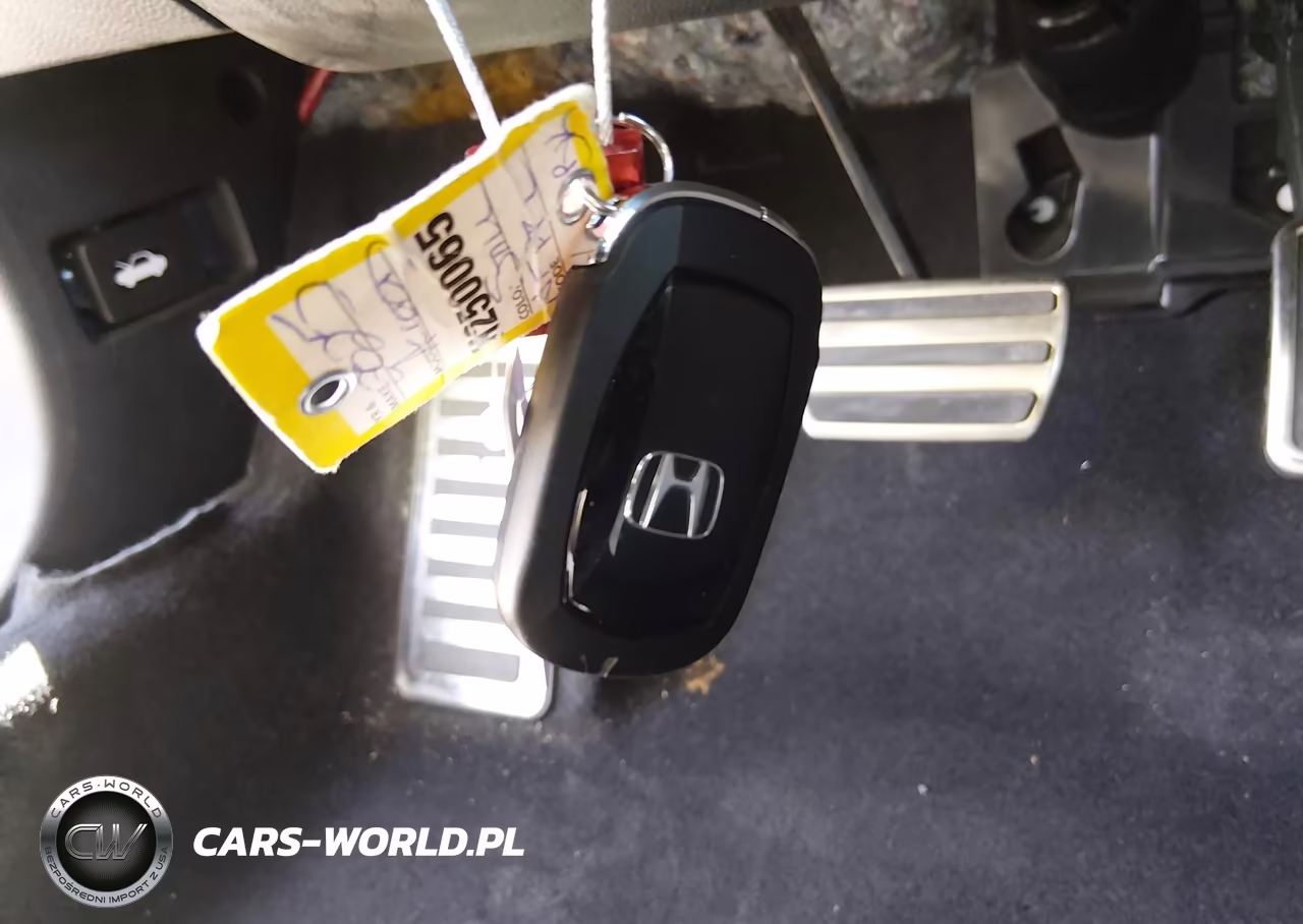2025 Honda Accord Hybrid Sport VIN:1HGCY2F52SA055049 - 11
