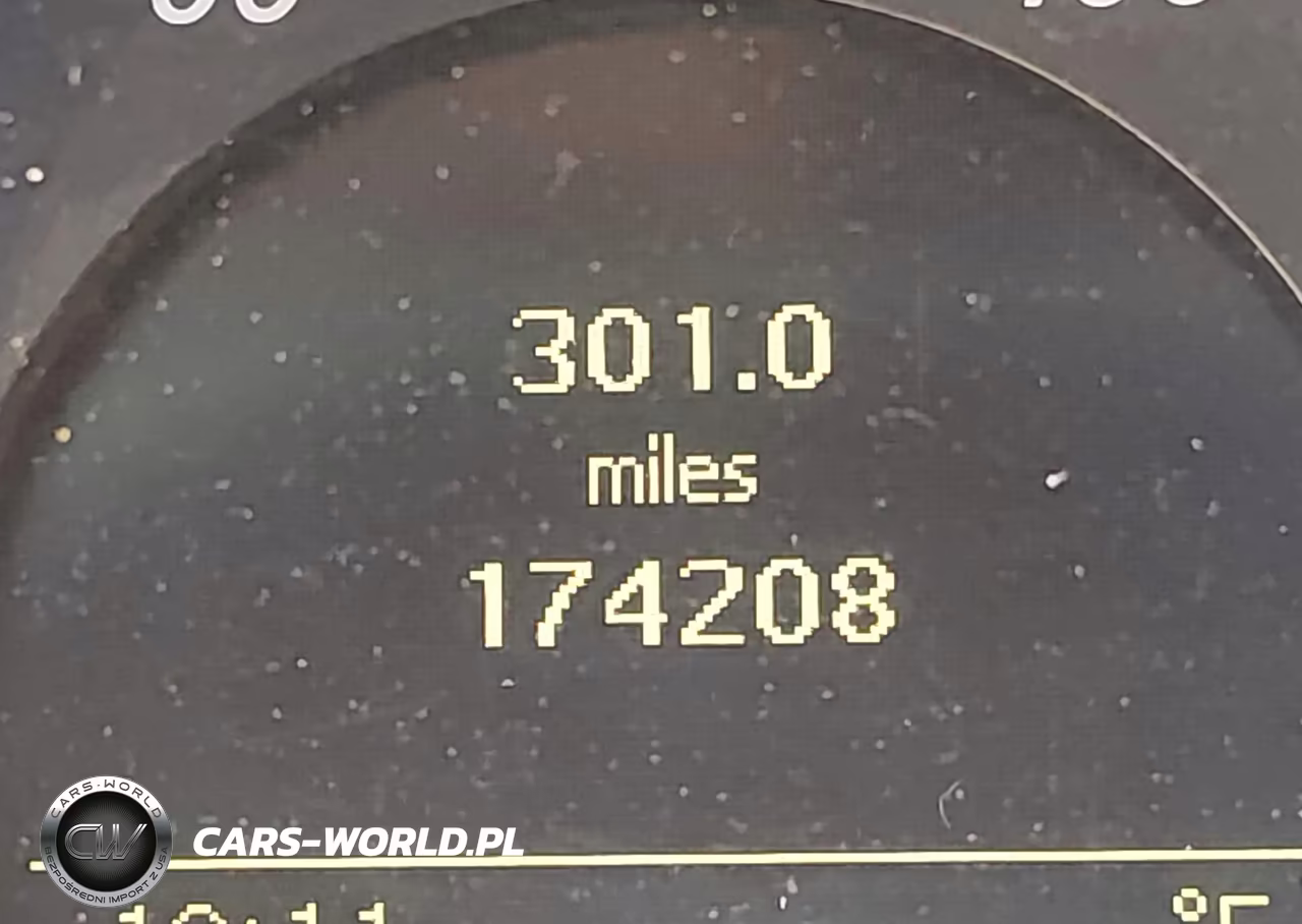 2008 Mercedes-Benz C 300 Sport 4Matic VIN:WDDGF81X98F076189 - 16