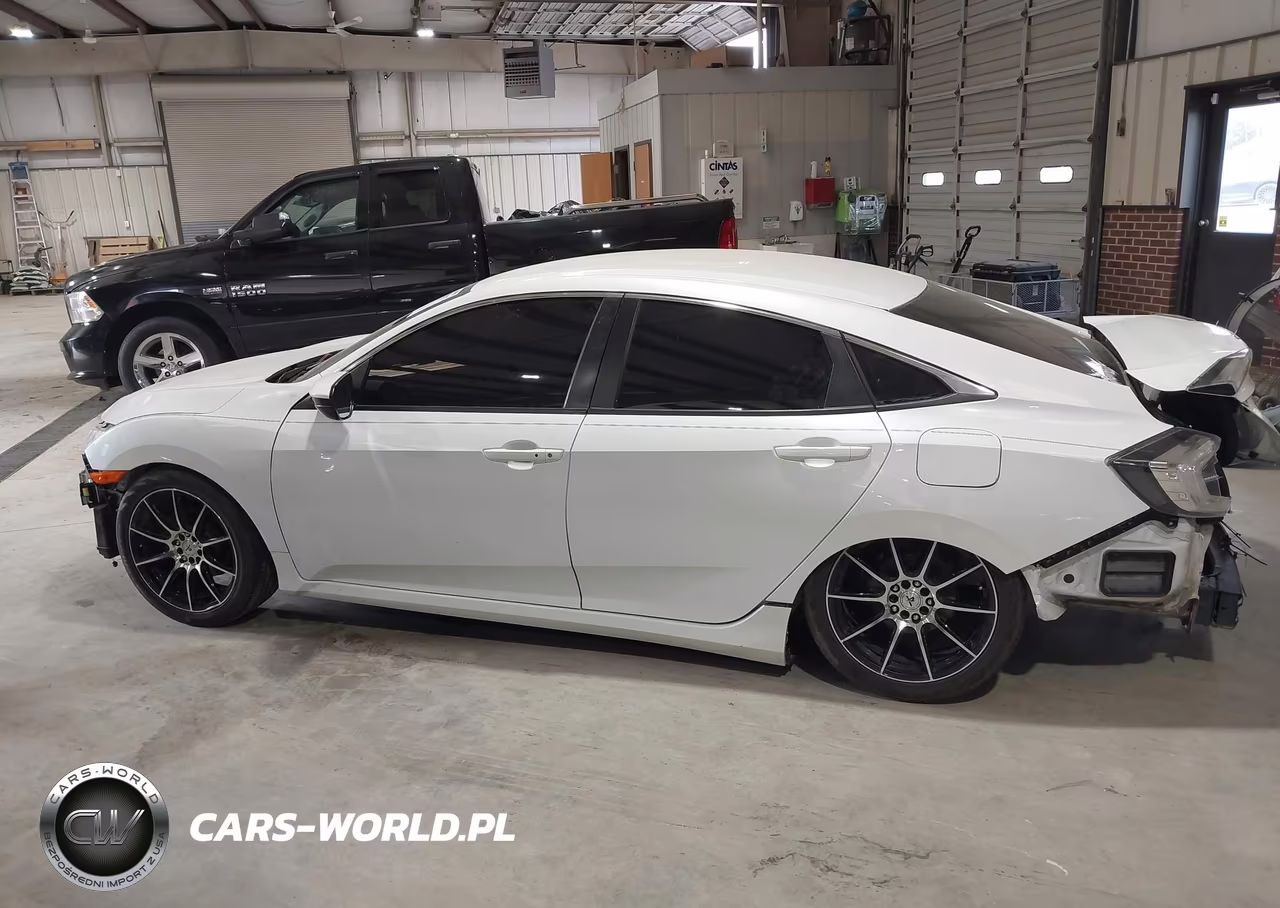 2020 Honda Civic Sport VIN:19XFC2F88LE024102 - 15