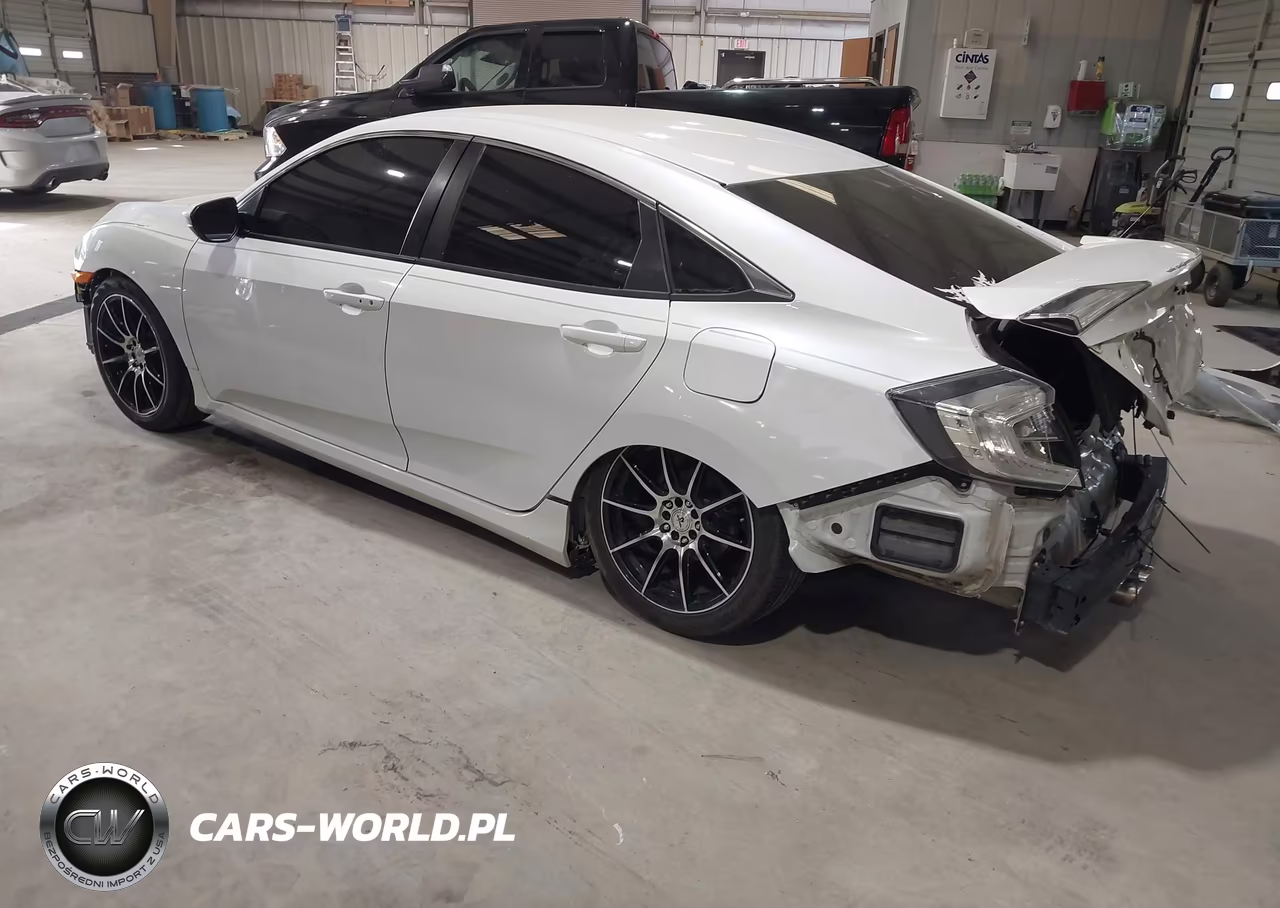 2020 Honda Civic Sport VIN:19XFC2F88LE024102 - 3
