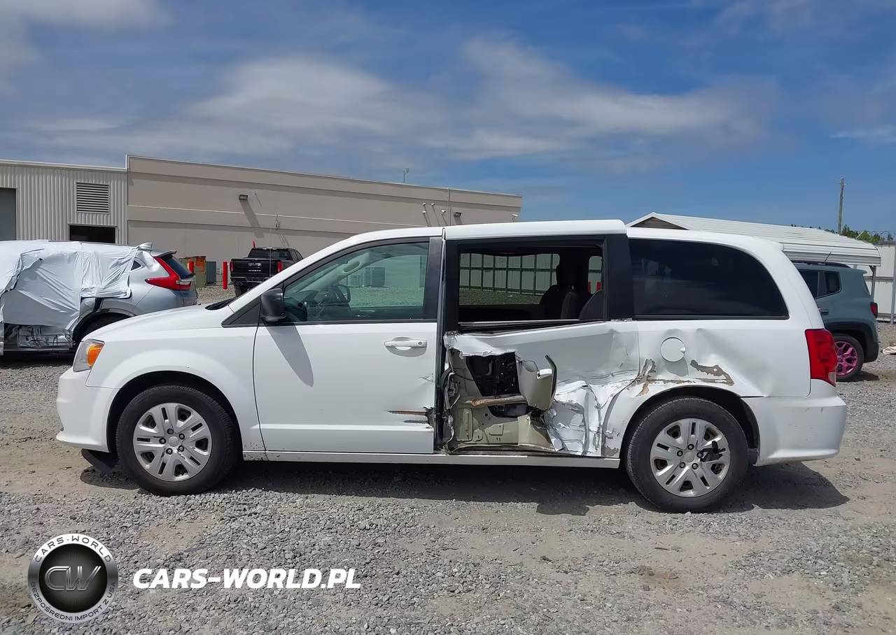 2018 Dodge Grand Caravan Se VIN:2C4RDGBG2JR133784 - 14