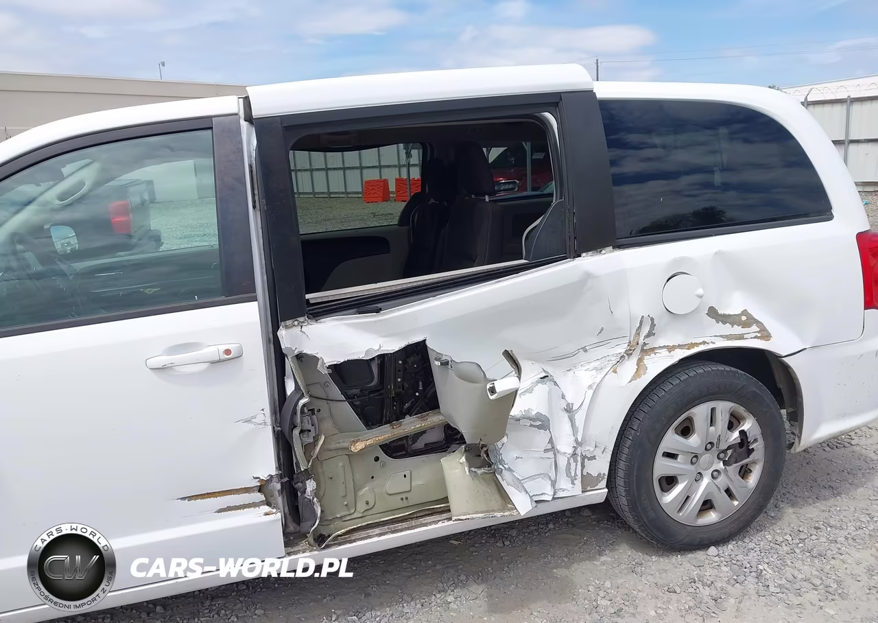 2018 Dodge Grand Caravan Se VIN:2C4RDGBG2JR133784 - 6