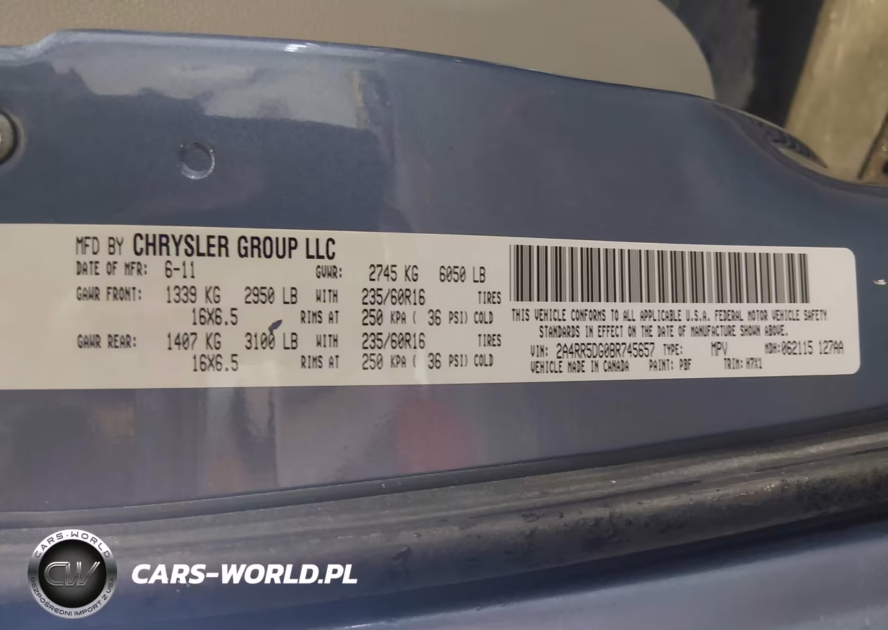 2011 Chrysler Town & Country Touring VIN:2A4RR5DG0BR745657 - 9
