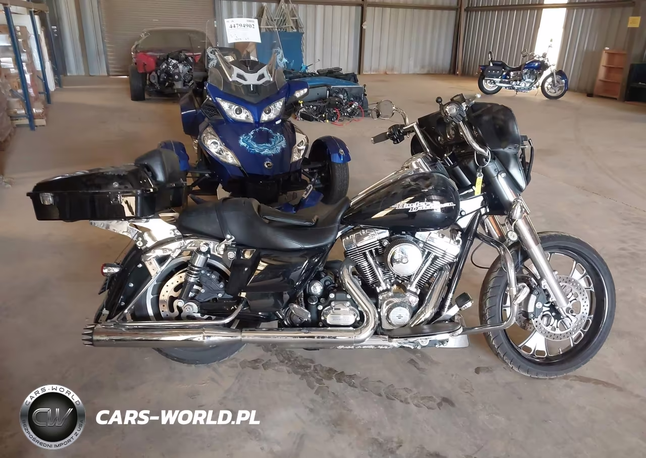 2013 Harley-Davidson Flhx Street Glide VIN:1HD1KBM15DB681147 - 12