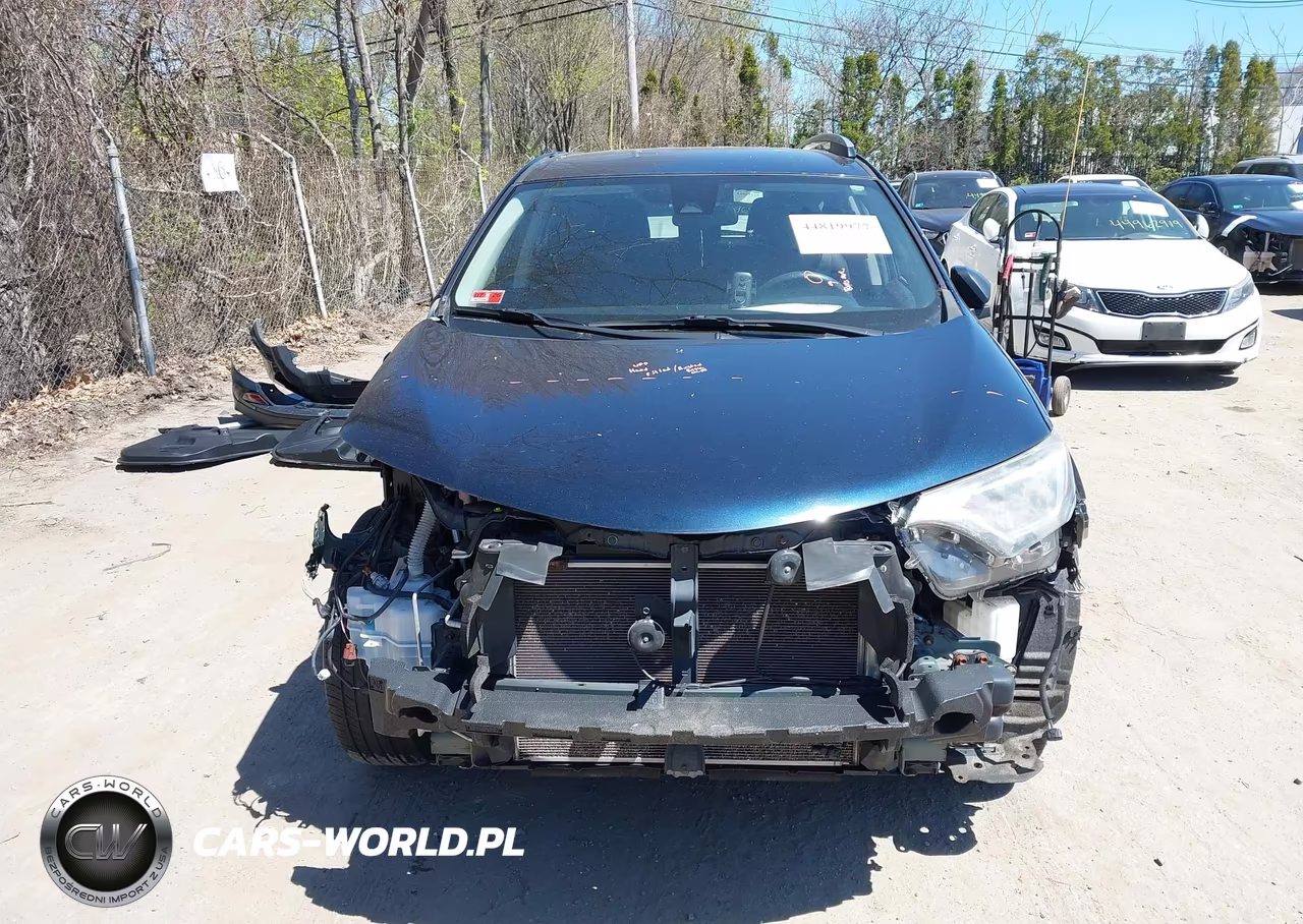 2017 Toyota Rav4 Le VIN:JTMBFREV1HJ700339 - 13