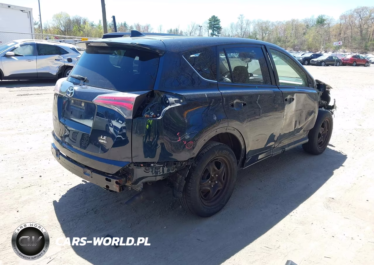 2017 Toyota Rav4 Le VIN:JTMBFREV1HJ700339 - 4