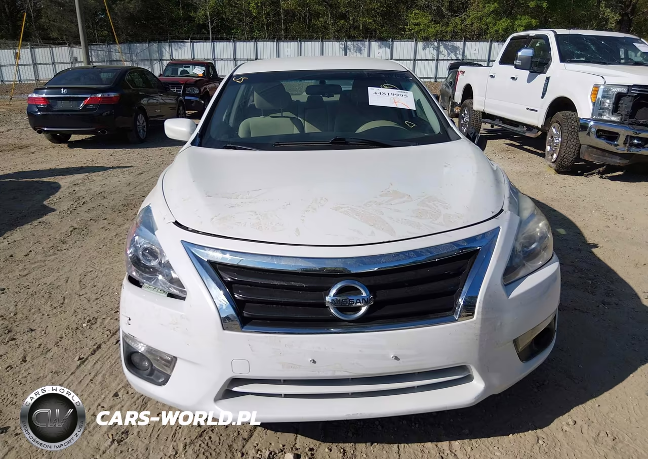 2015 Nissan Altima 2.5 S VIN:1N4AL3AP3FC101796 - 12