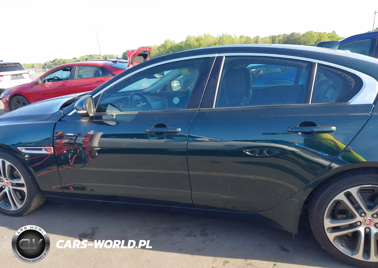 2017 Jaguar Xe 35T Premium VIN:SAJAD4BV5HA966425 - 14