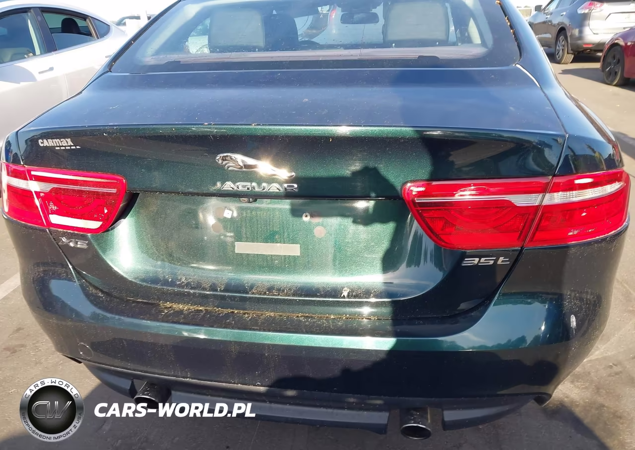 2017 Jaguar Xe 35T Premium VIN:SAJAD4BV5HA966425 - 16