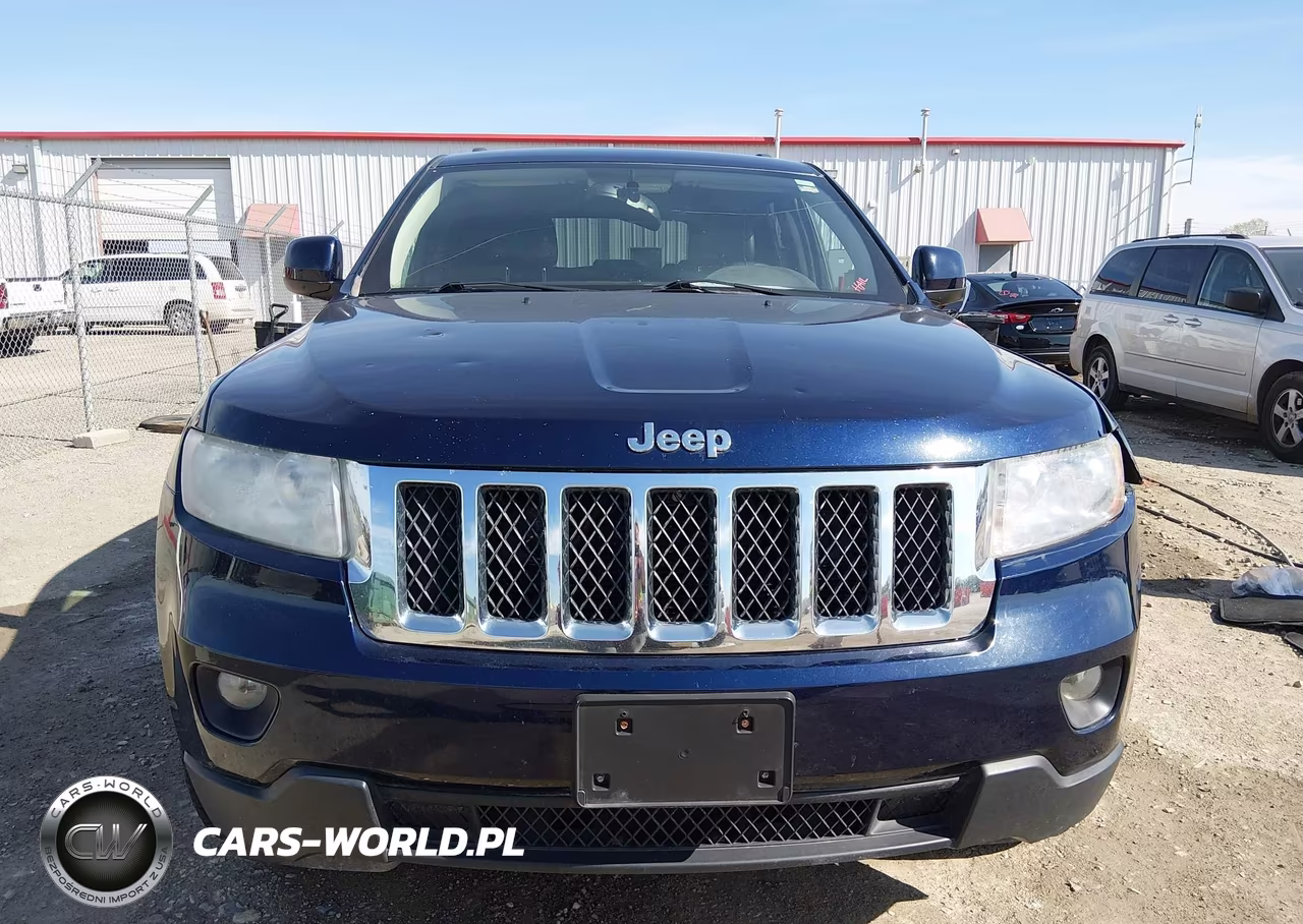 2013 Jeep Grand Cherokee Laredo VIN:1C4RJFAGXDC556470 - 12
