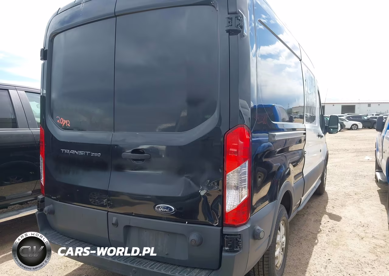 2015 Ford Transit-250 VIN:1FTYR2CM8FKB28311 - 4