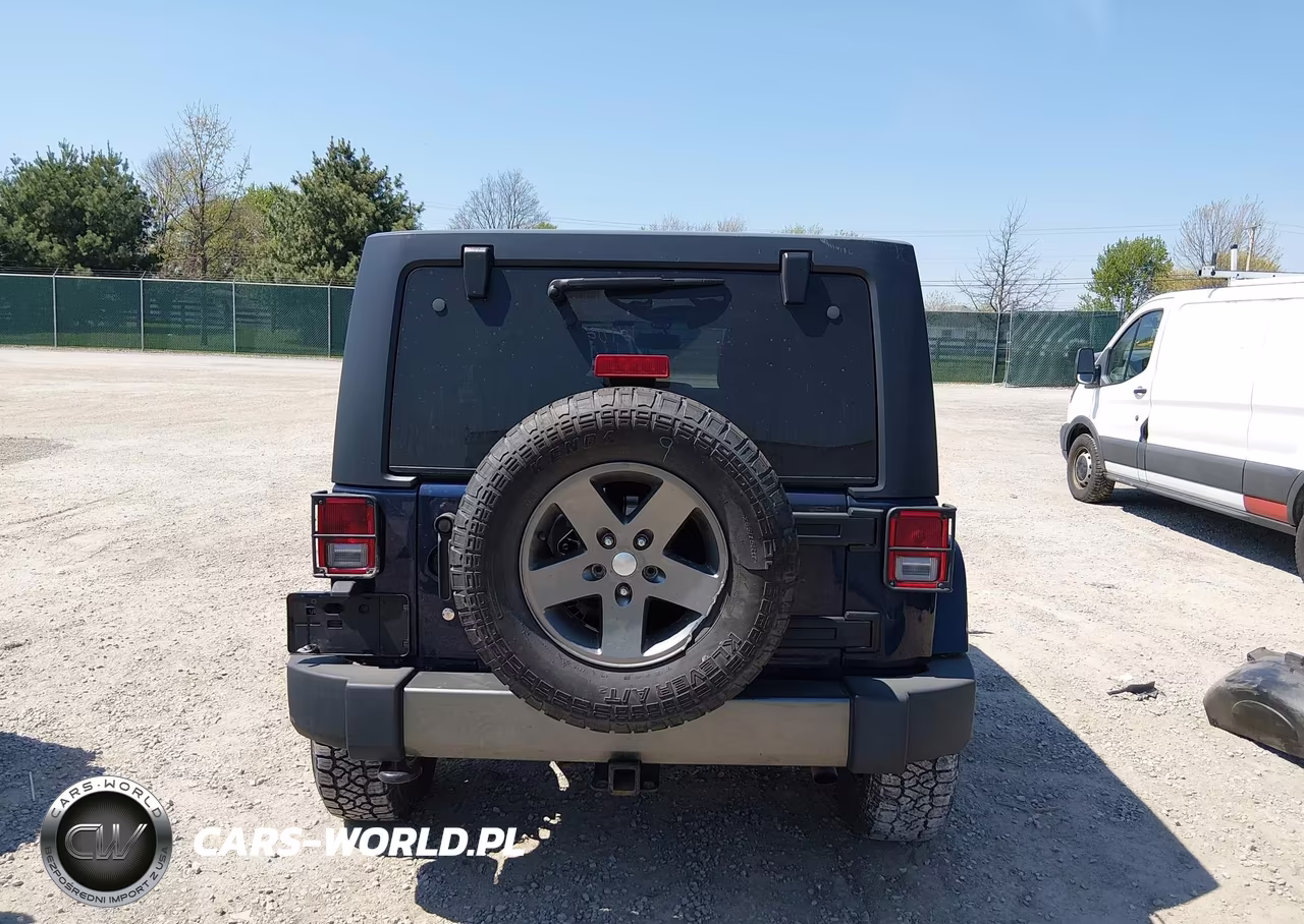 2013 Jeep Wrangler Unlimited Freedom Edition VIN:1C4BJWDG2DL614312 - 17