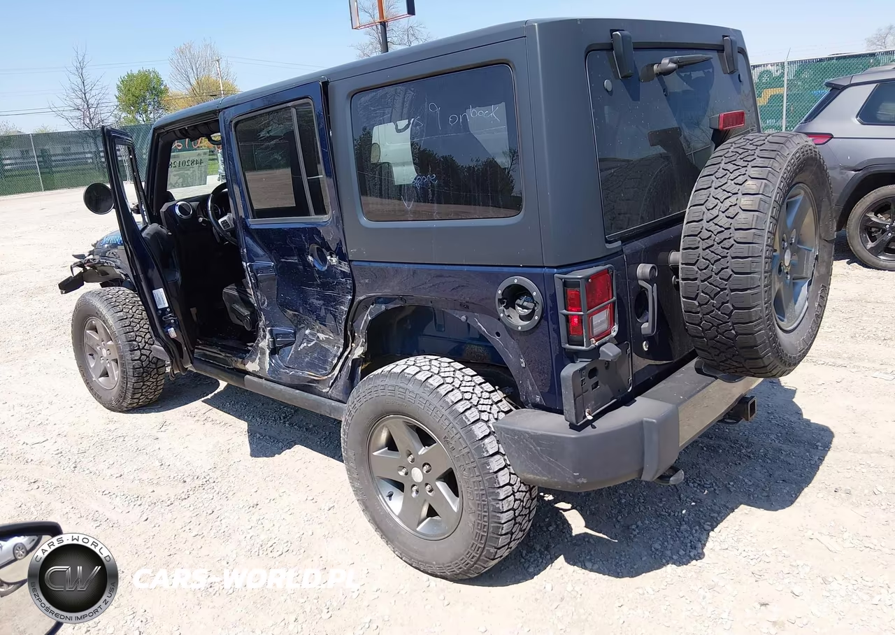 2013 Jeep Wrangler Unlimited Freedom Edition VIN:1C4BJWDG2DL614312 - 3
