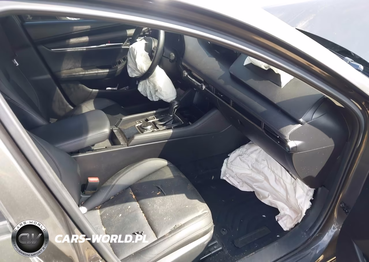 2019 Mazda Mazda3 Preferred Package VIN:JM1BPBDMXK1132189 - 5