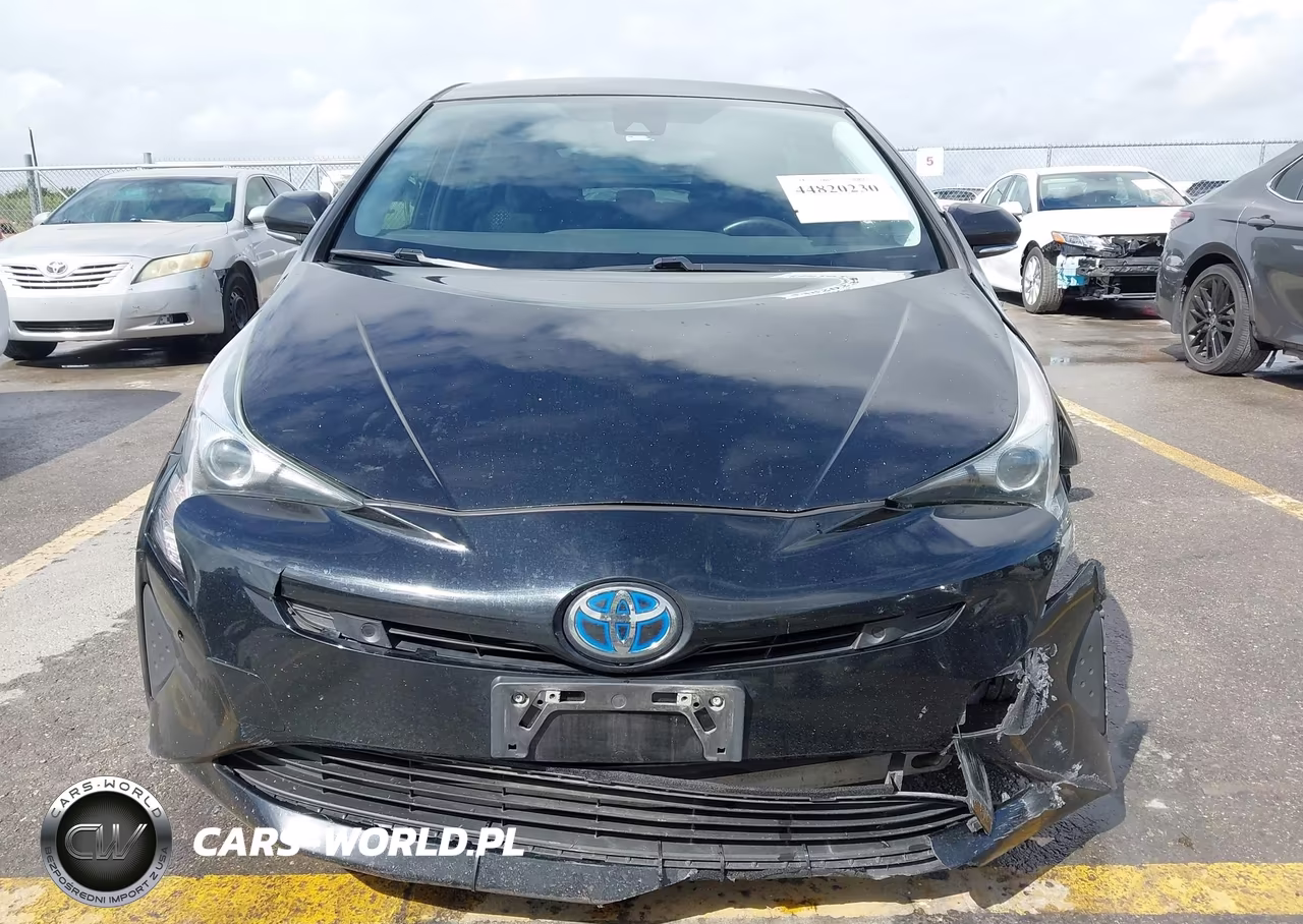 2018 Toyota Prius Two VIN:JTDKBRFU1J3062959 - 13