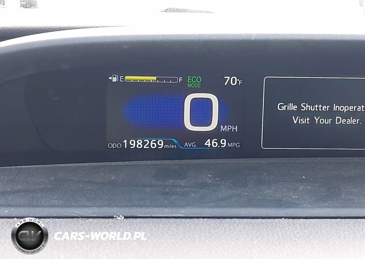 2018 Toyota Prius Two VIN:JTDKBRFU1J3062959 - 16