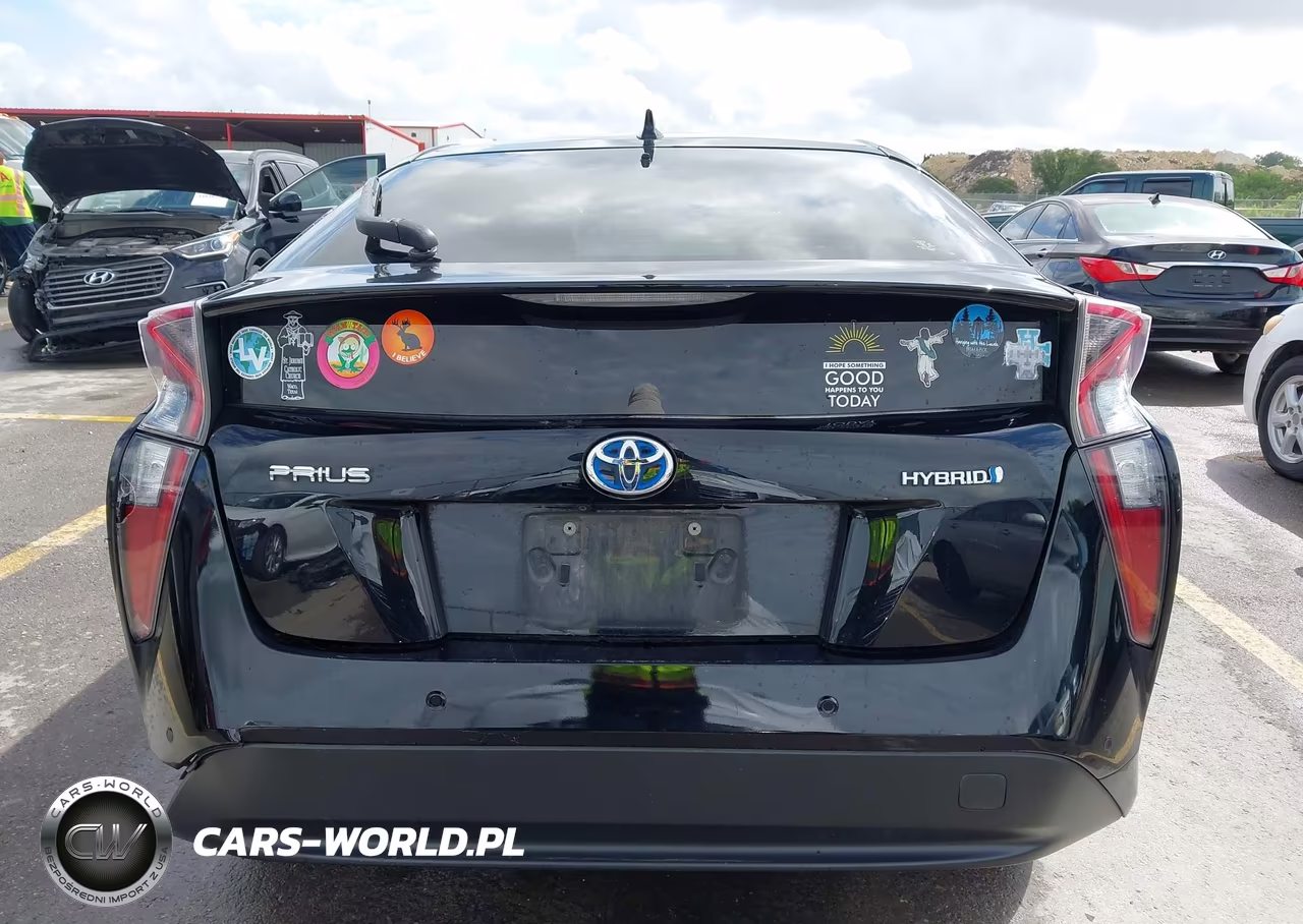 2018 Toyota Prius Two VIN:JTDKBRFU1J3062959 - 17