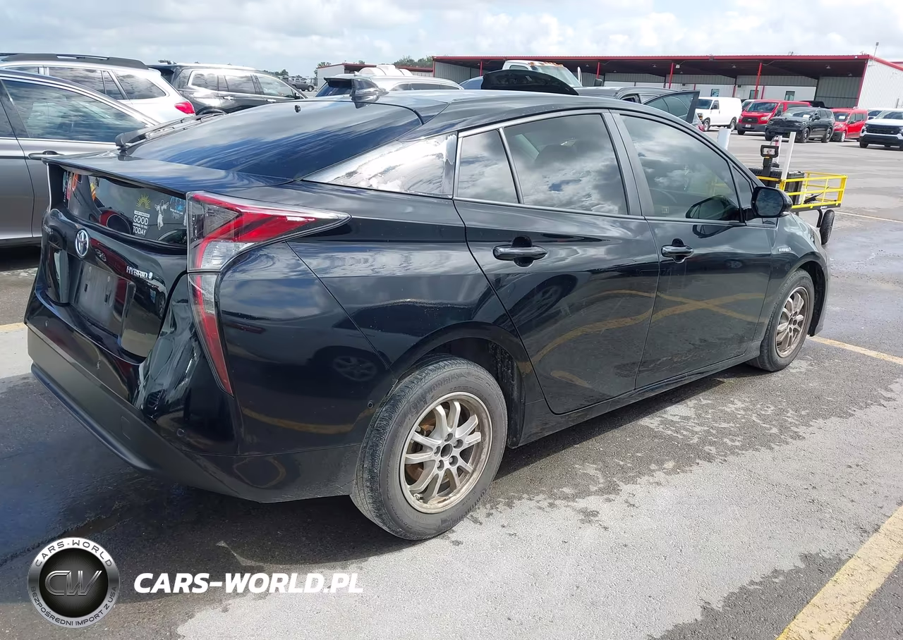 2018 Toyota Prius Two VIN:JTDKBRFU1J3062959 - 4