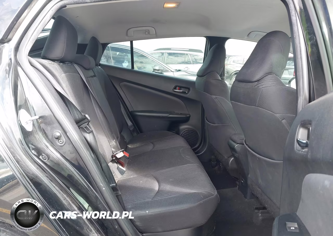 2018 Toyota Prius Two VIN:JTDKBRFU1J3062959 - 8