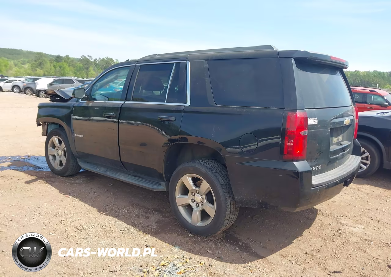 2017 Chevrolet Tahoe Ls VIN:1GNSCAKC7HR390929 - 3