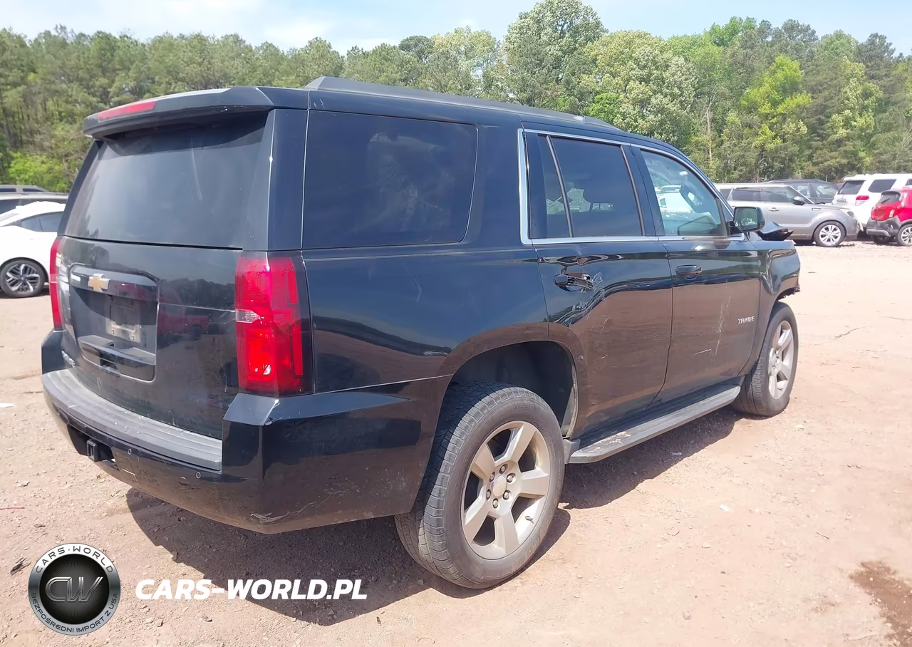 2017 Chevrolet Tahoe Ls VIN:1GNSCAKC7HR390929 - 4
