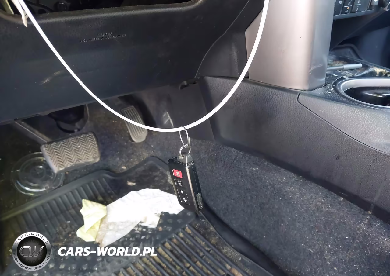 2018 Toyota Rav4 Hybrid Xle VIN:JTMRJREV3JD174068 - 11