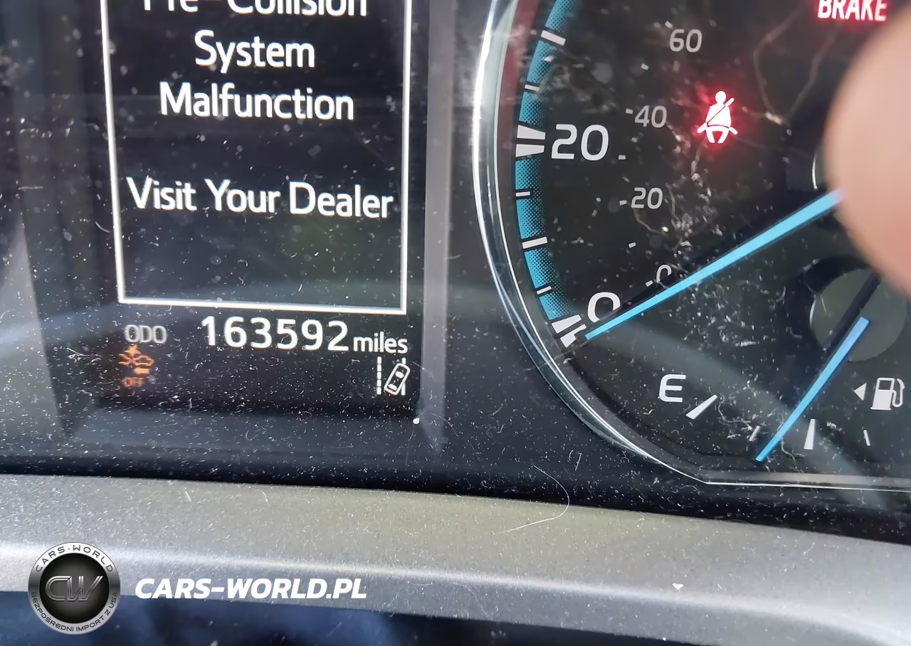 2018 Toyota Rav4 Hybrid Xle VIN:JTMRJREV3JD174068 - 15