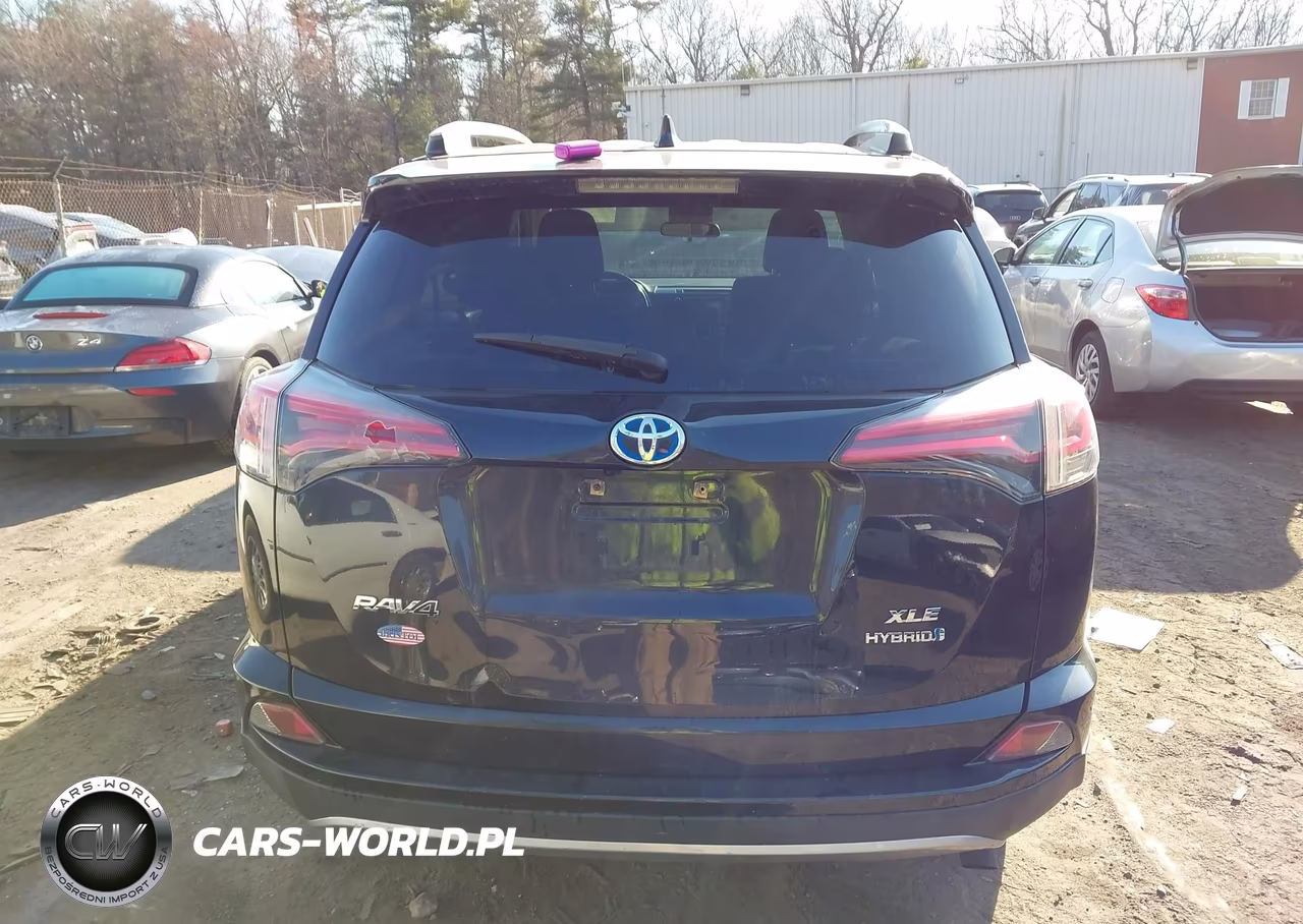 2018 Toyota Rav4 Hybrid Xle VIN:JTMRJREV3JD174068 - 16