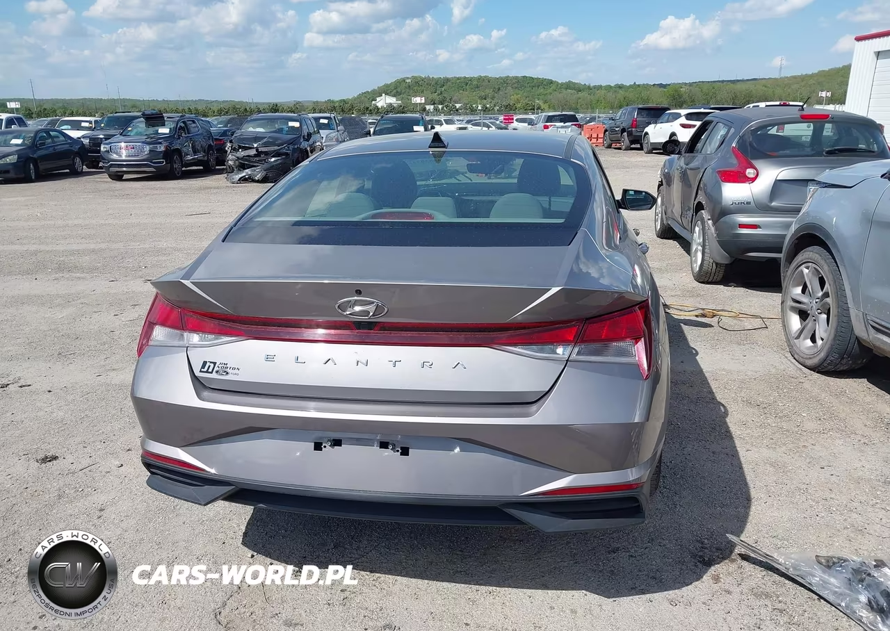 2023 Hyundai Elantra Sel VIN:KMHLM4AG7PU543963 - 17