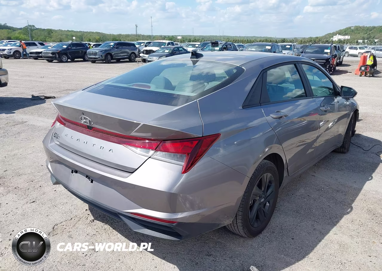 2023 Hyundai Elantra Sel VIN:KMHLM4AG7PU543963 - 4