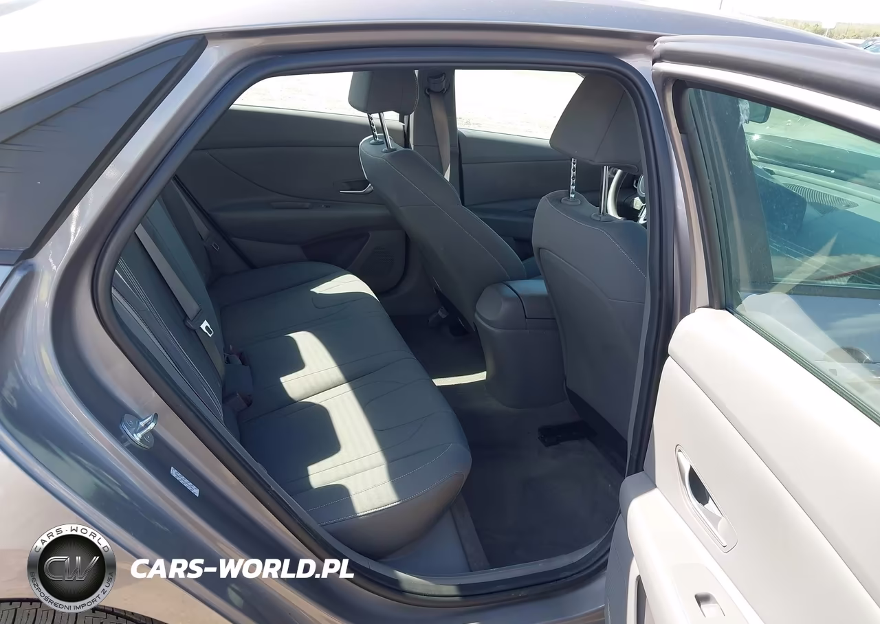 2023 Hyundai Elantra Sel VIN:KMHLM4AG7PU543963 - 8