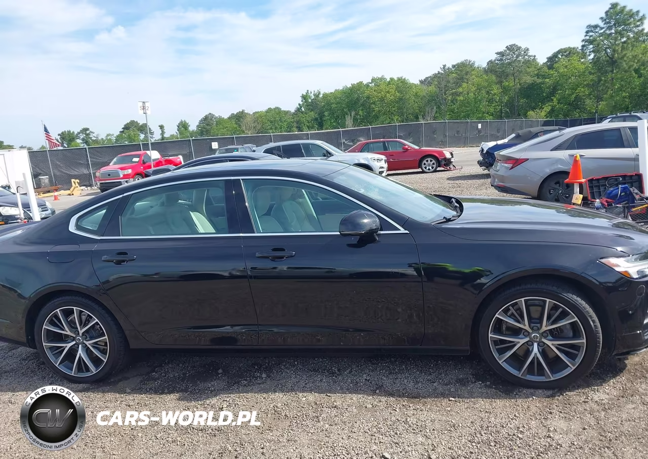2018 Volvo S90 T6 Momentum VIN:LVY992MK0JP027494 - 13
