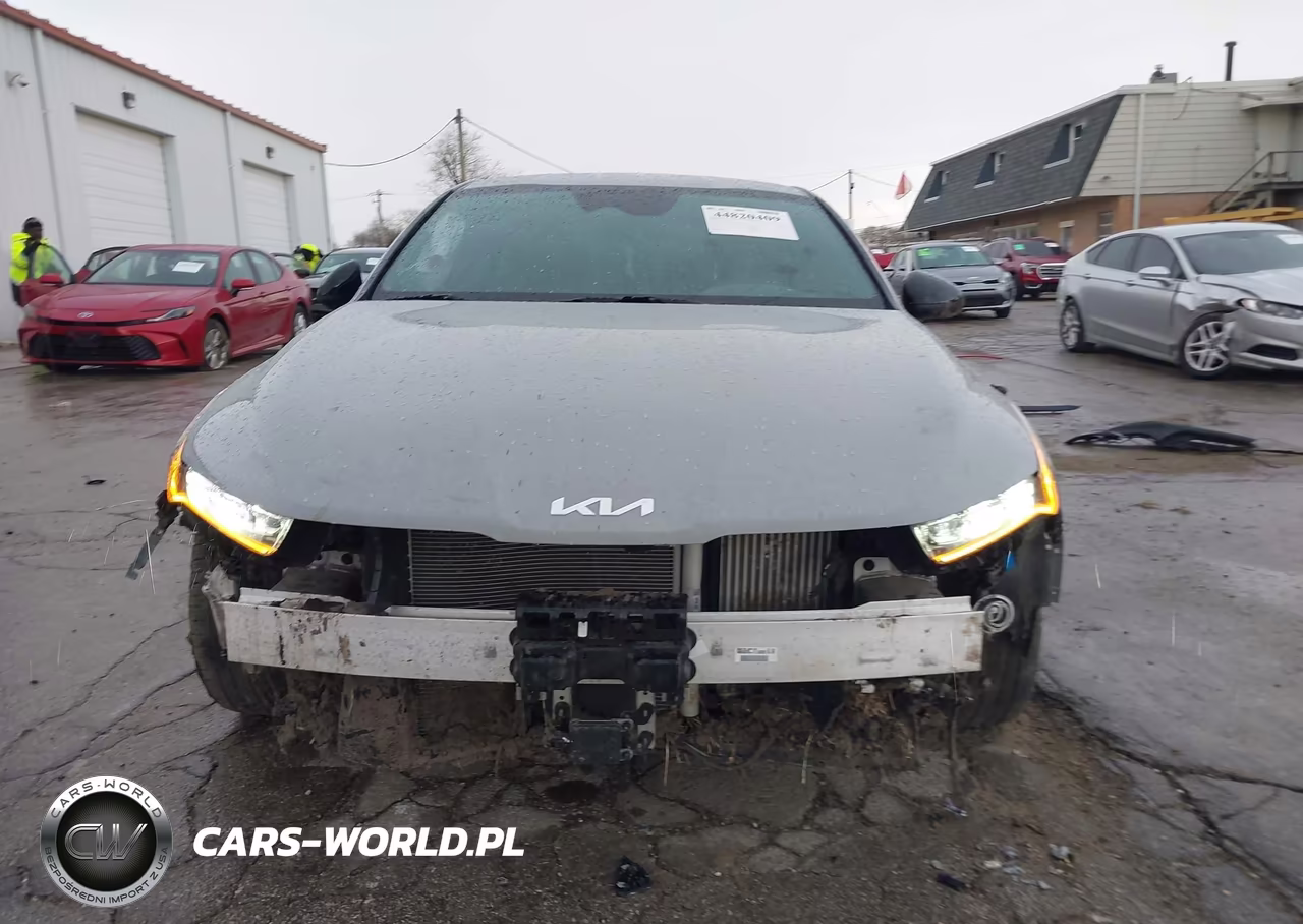 2023 Kia K5 Gt-Line VIN:5XXG64J29PG218631 - 6
