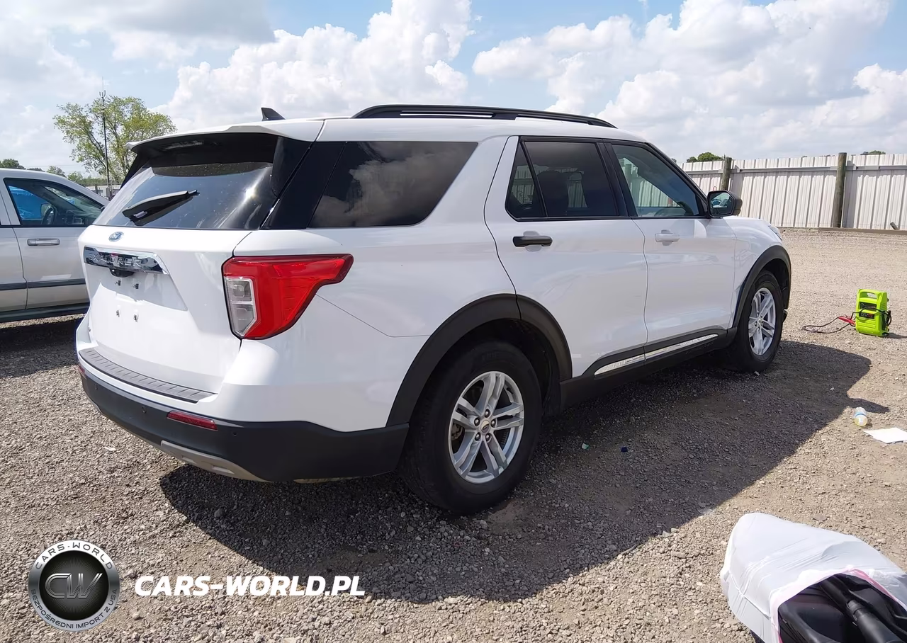 2024 Ford Explorer Xlt VIN:1FMSK7DH5RGA28632 - 4