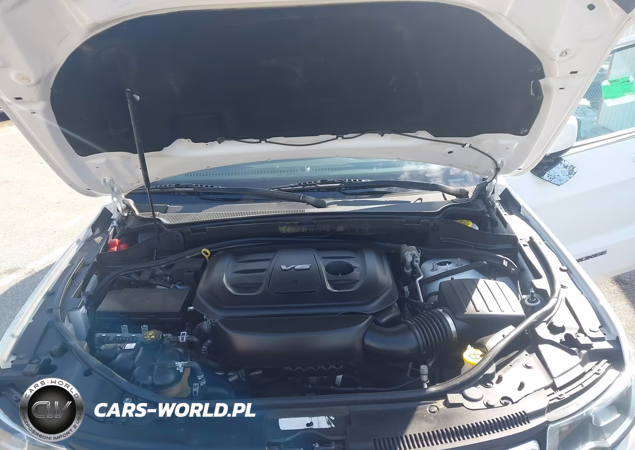 2019 Jeep Grand Cherokee Laredo 4X2 VIN:1C4RJEAGXKC530734 - 10