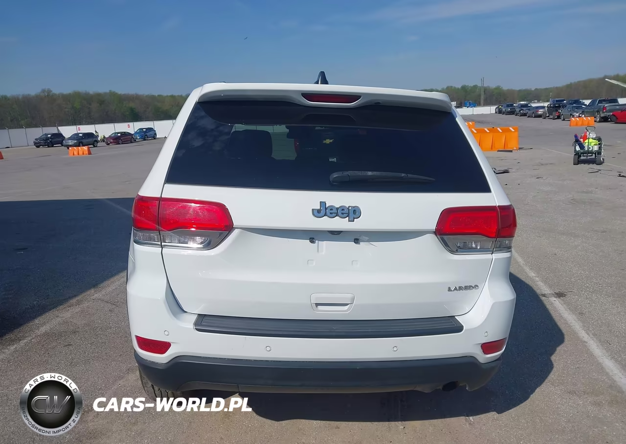 2019 Jeep Grand Cherokee Laredo 4X2 VIN:1C4RJEAGXKC530734 - 15