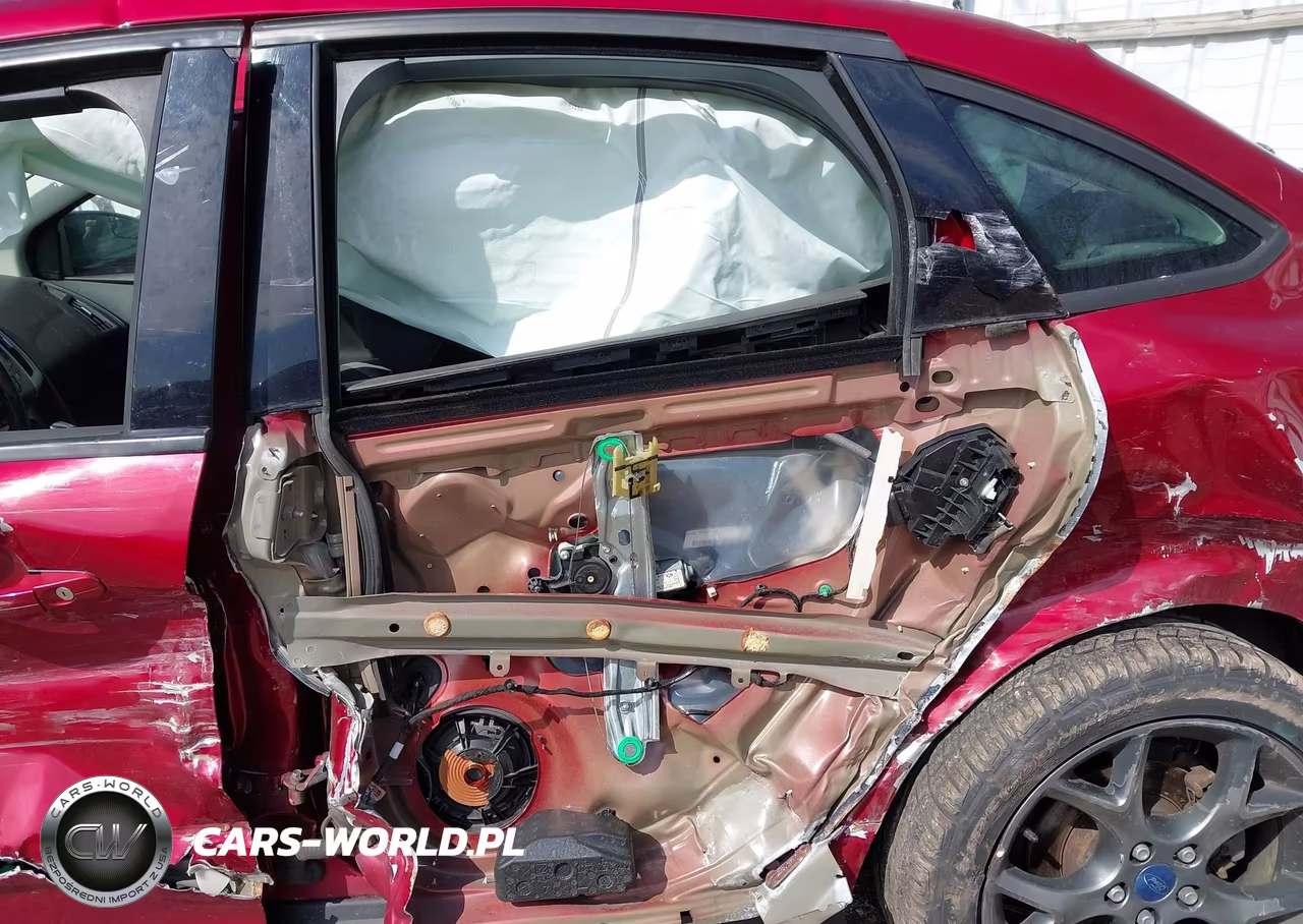 2014 Ford Focus Se VIN:1FADP3F23EL214421 - 6