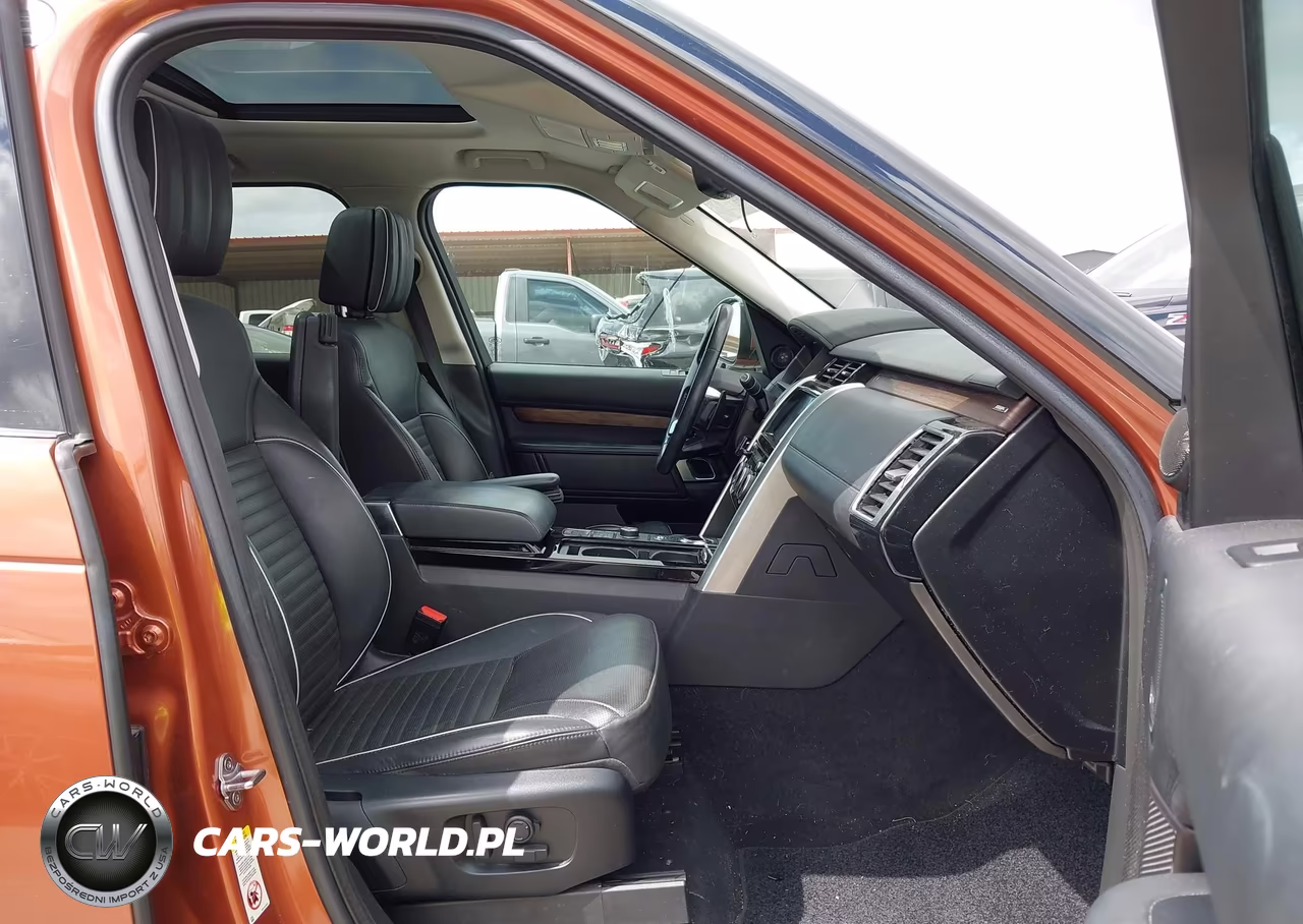 2018 Land Rover Discovery Hse Luxury VIN:SALRT2RV0JA050331 - 5