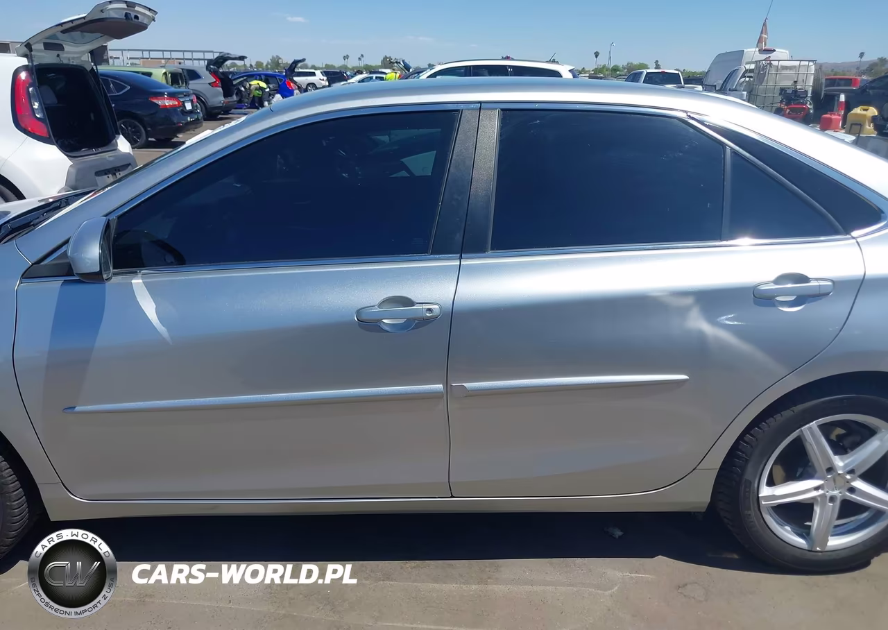 2017 Toyota Camry Se VIN:4T1BF1FK0HU631675 - 14