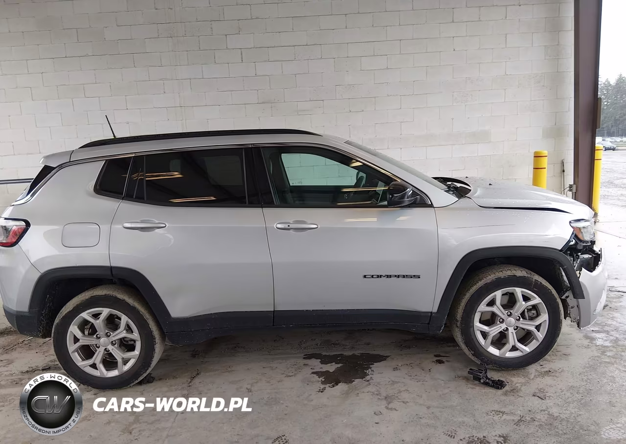 2024 Jeep Compass Latitude 4X4 VIN:3C4NJDBN6RT119383 - 13