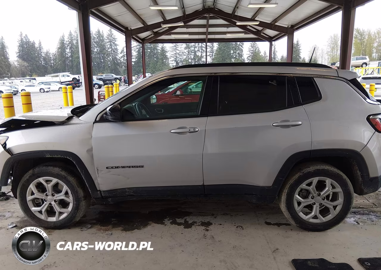 2024 Jeep Compass Latitude 4X4 VIN:3C4NJDBN6RT119383 - 14