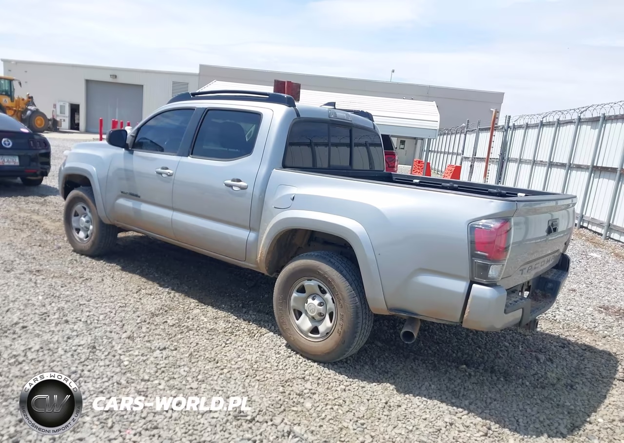 2016 Toyota Tacoma Sr5 V6 VIN:5TFAZ5CN2GX015521 - 3
