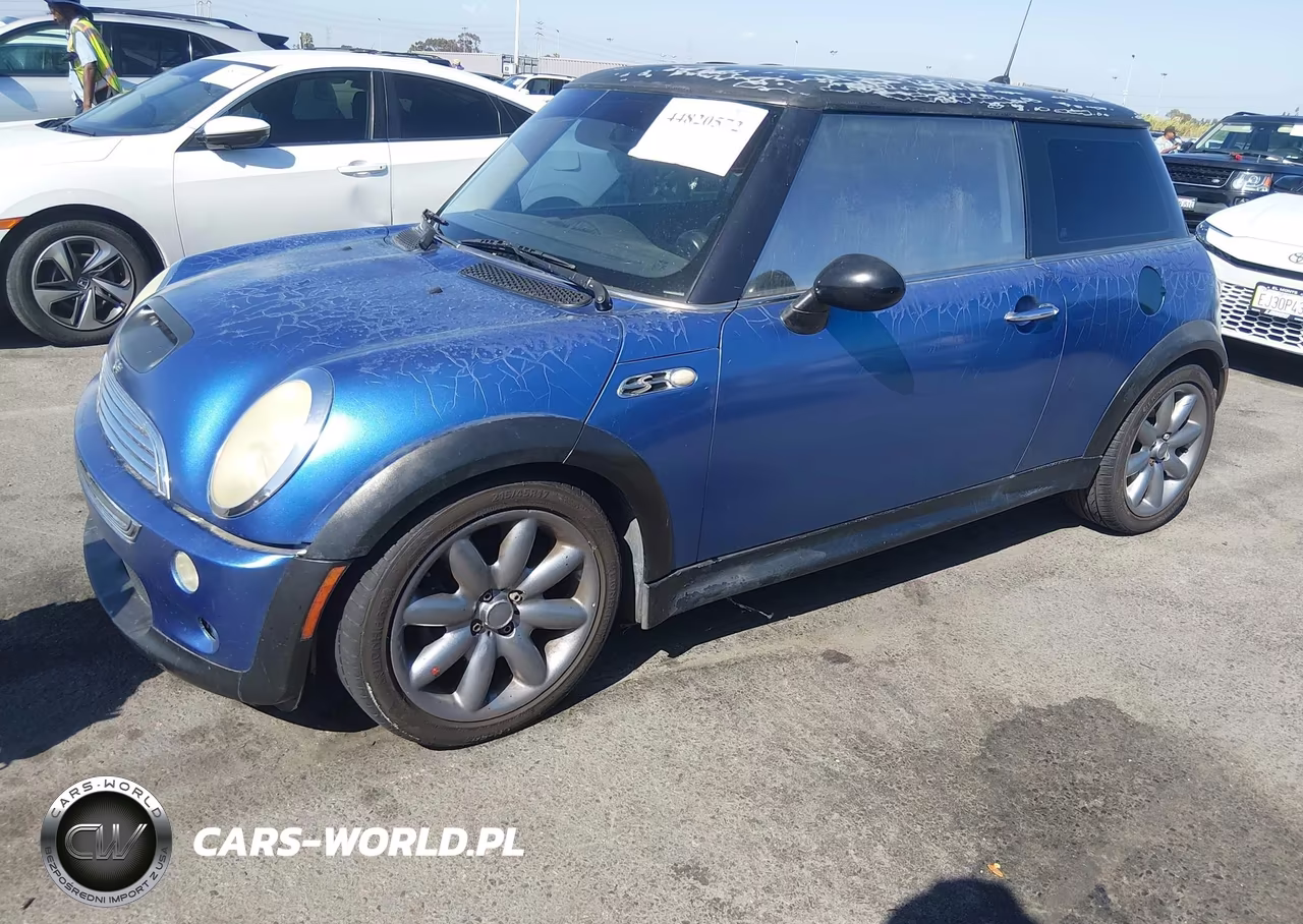 2005 Mini Cooper S VIN:WMWRE33425TD98617 - 2
