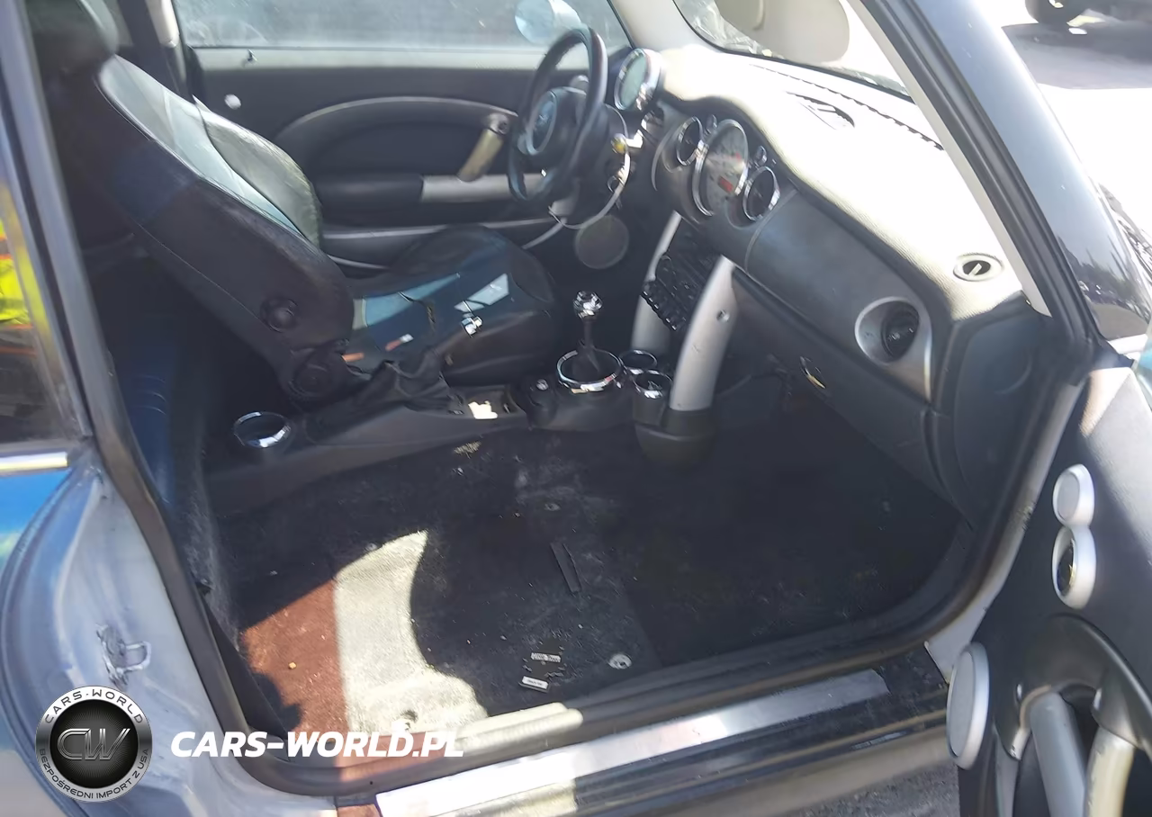 2005 Mini Cooper S VIN:WMWRE33425TD98617 - 5