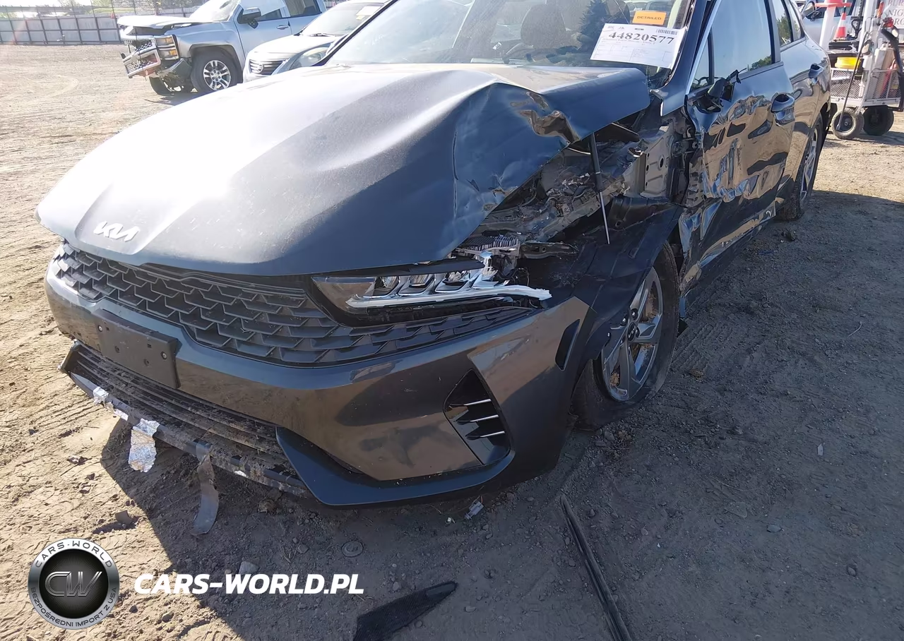 2022 Kia K5 Lxs VIN:5XXG14J29NG147717 - 17