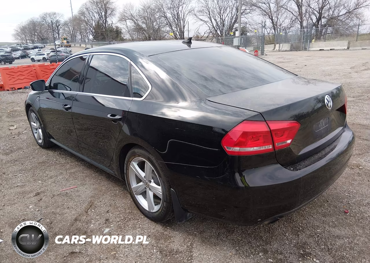 2015 Volkswagen Passat 1.8T Limited Edition VIN:1VWAS7A30FC122202 - 3