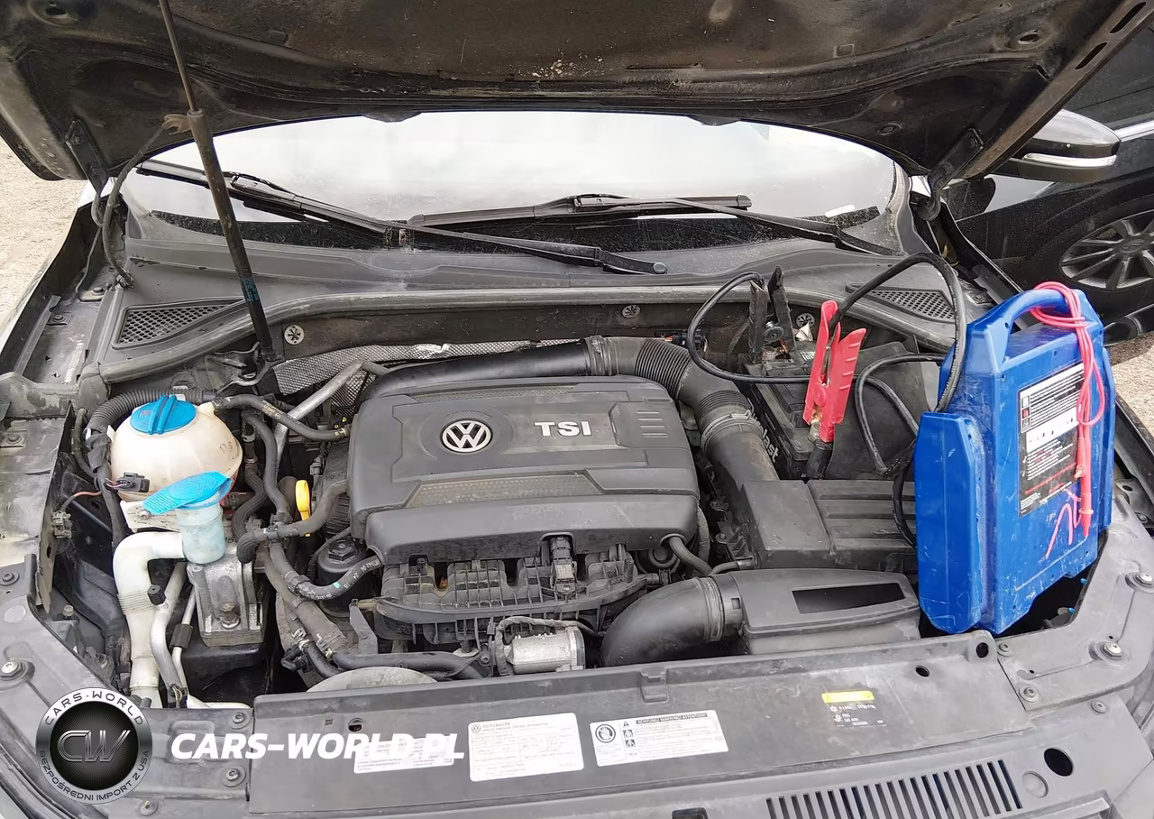2015 Volkswagen Passat 1.8T Limited Edition VIN:1VWAS7A30FC122202 - 6