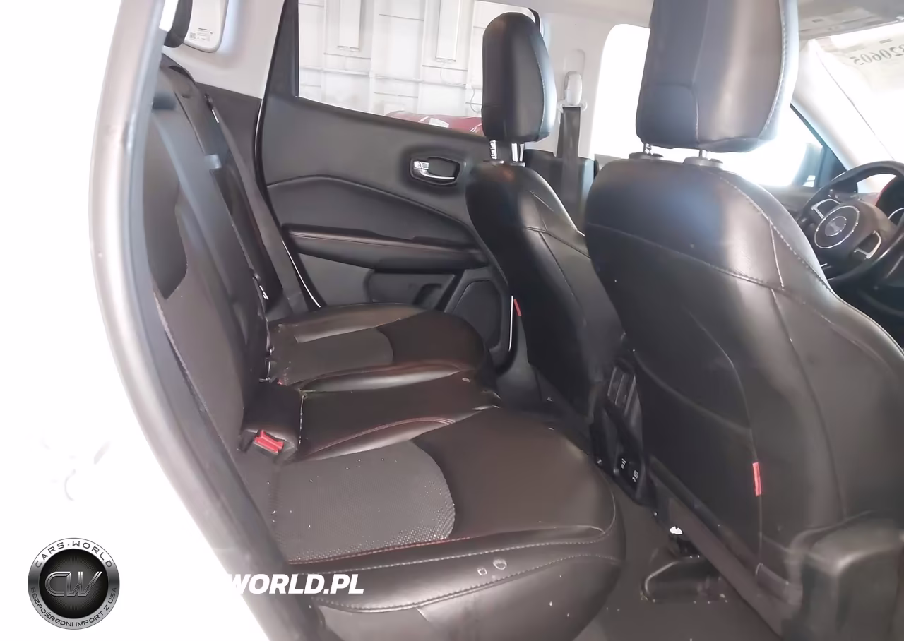 2020 Jeep Compass Trailhawk 4X4 VIN:3C4NJDDB2LT184628 - 8