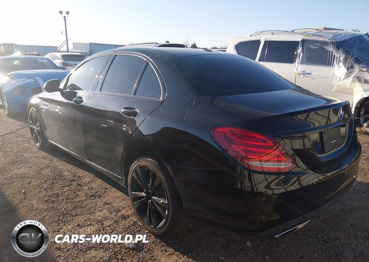 2018 Mercedes-Benz C 350E VIN:55SWF4HB6JU270860 - 3