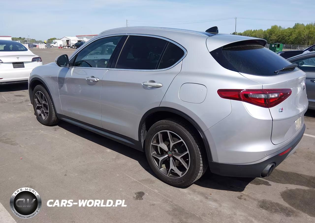 2018 Alfa Romeo Stelvio Ti Awd VIN:ZASFAKBN6J7C15975 - 3